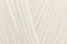 Sirdar Hayfield Bonus DK Yarn 100g Balls